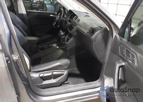 2019 Volkswagen Tiguan 2.0T Se/2.0T Sel/2.0T Sel R-Line/2.0T Sel R-Line Black z USA, uszkodzony, nr VIN 3VV3B7AX8KM075980